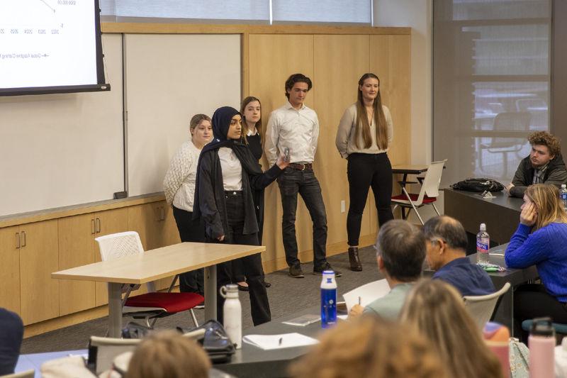 Group of students presents adaptive clothing tool 